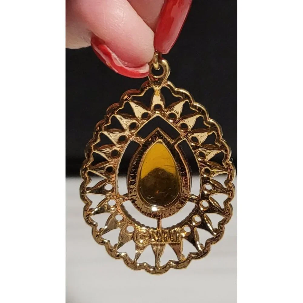 Vintage 1970's Sara Coventry Amber Colored and Gold Tone Pendant - Picture 8 of 8